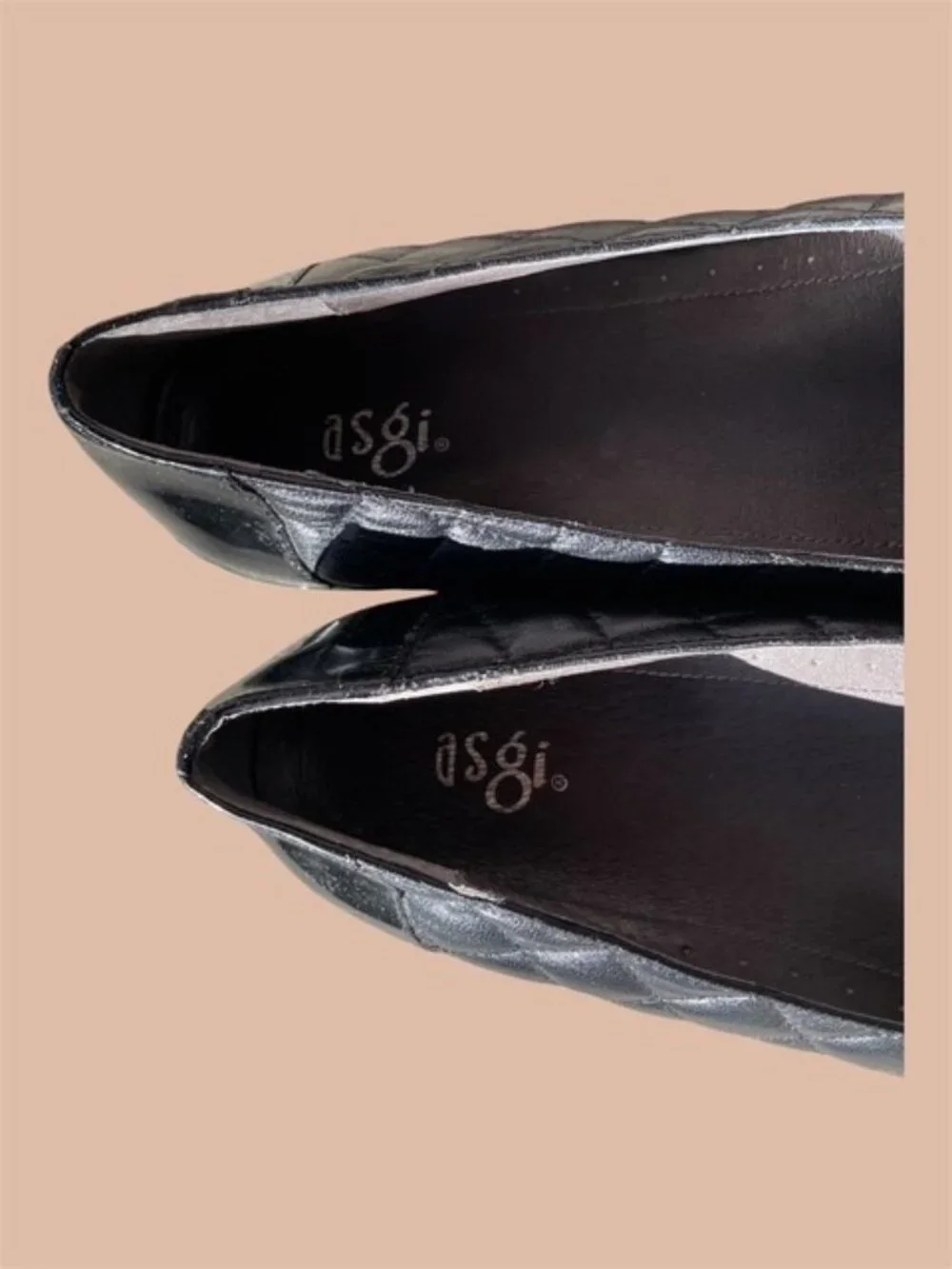 ASGI Quilted Cap Toe Black Leather Comfort Flats